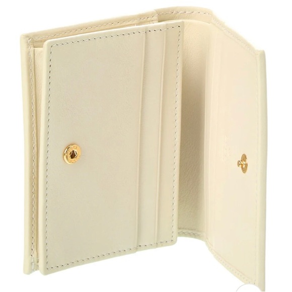 White leather/red Gucci Logo Wallet Authentic NWT - Picture 3 of 9